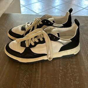 Steve Madden Shoes. Everlie style. Size 10m. Worn one time.
